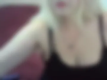 ttrnynela photo 2