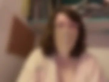 tulipisnotaperson photo 3