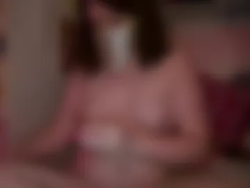 tulipisnotaperson photo 2