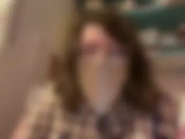 tulipisnotaperson live webcam preview