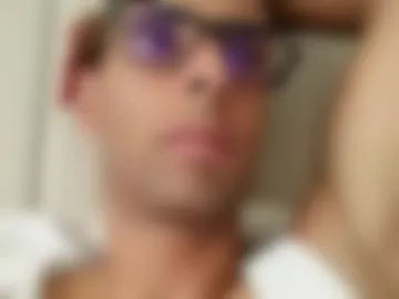 tunisiensexyguy live webcam preview