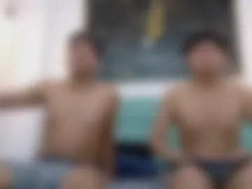 twokingslive live webcam preview