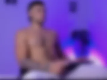 tyler_jonnes photo 4