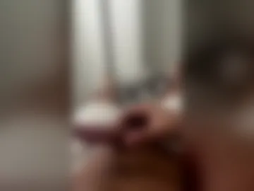 tylermia305 live webcam preview