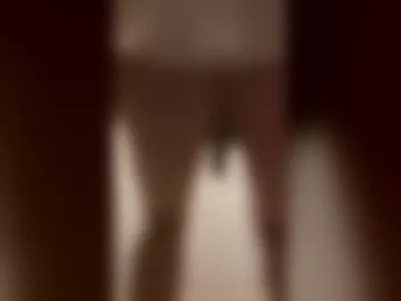 ubxmfyaeywwd photo 3
