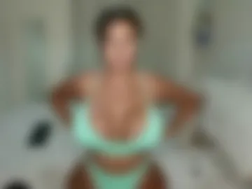 ultimatepawg live webcam preview