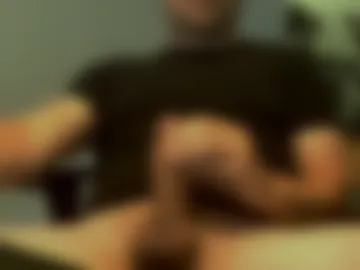 uncutandhavingfun live webcam preview