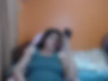 ur_hotsexymaria webcam preview