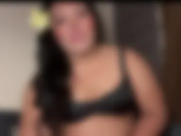 ur_seductive_curvy photo 6