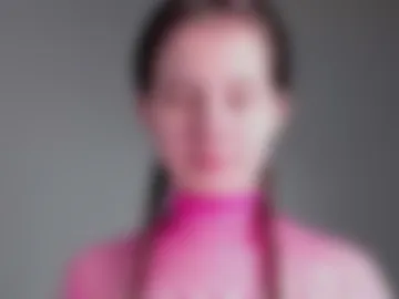 ur_shy_bambi photo 3