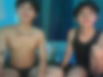 ur_younngtwinkxxx photo 5