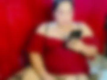 uramazingbomshel photo 5