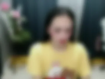 urasiancumgirl_ photo 2