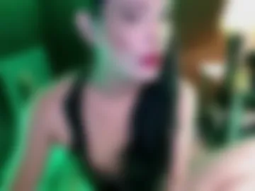 urhardcockqueenxxx photo 8