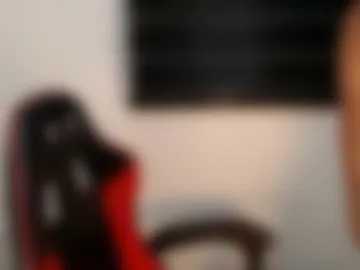urhotethanxx photo 2
