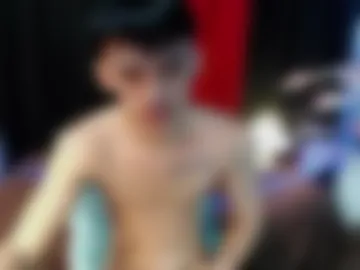 urhunky_boy live webcam preview