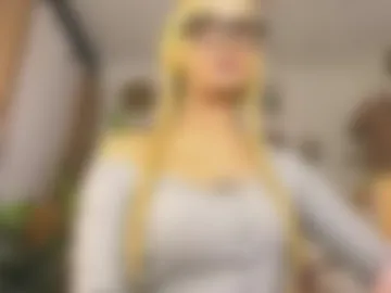 urladyprincessmassivecock photo 4