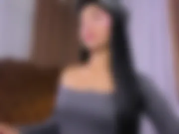 urladyprincessmassivecock photo 2