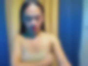urslutty_mayie live webcam preview