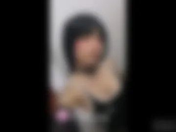 uryko_yor webcam preview