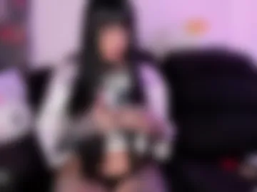 uveuvedee photo 2