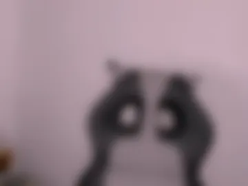 veky_saliva01 photo 2