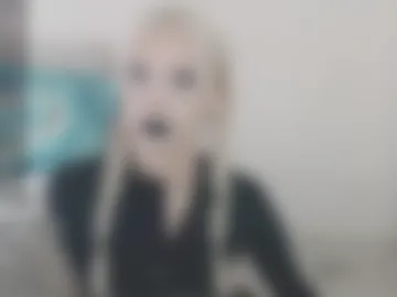 vickyfuckingdoll photo 2