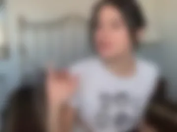 vict0riassecret webcam preview