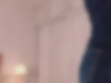 victoriaa_millers webcam preview