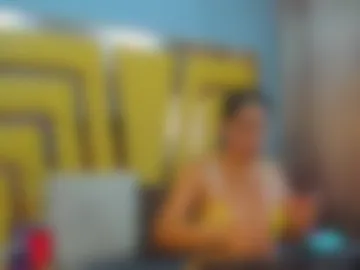 vikitomson photo 3