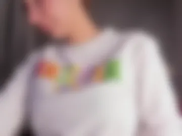 vikypetiteee photo 8