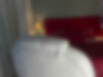 vikypetiteee photo 2