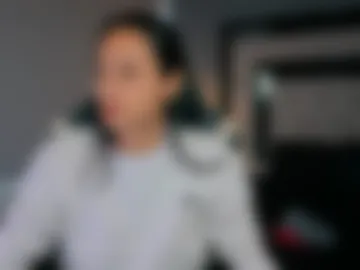 violetskinny photo 3