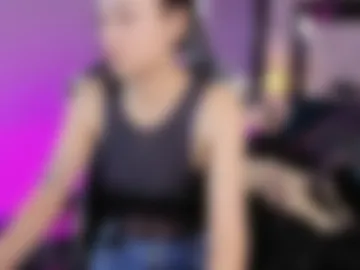violetskinny webcam preview