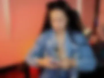 violetskinny webcam preview