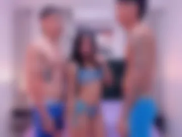 wallen_couple photo 5