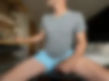watch_me_cum100 photo 2
