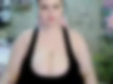whisperinthedarkk webcam preview