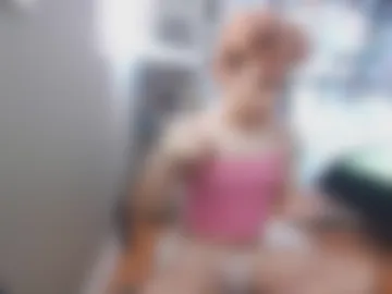 whornyslutty live webcam preview