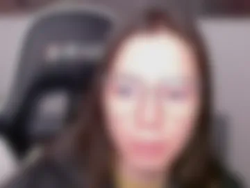 wolfs_daughter webcam preview