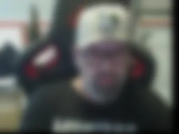 womenizzeer webcam preview