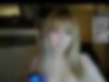 worshipcarrienoona webcam preview