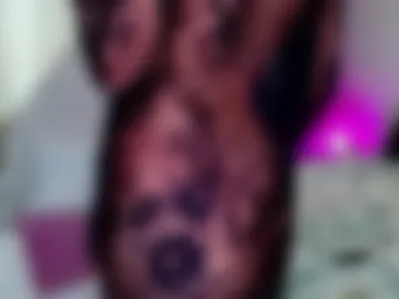 xazaleea photo 2