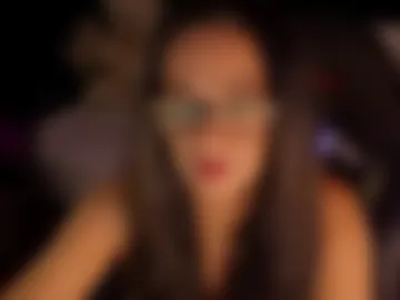 xlaracroftx webcam preview