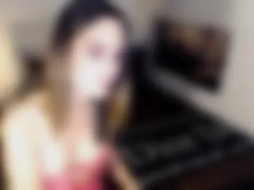 xqueenyasiandomcumx photo 4