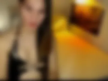 xqueenyasiandomcumx live webcam preview