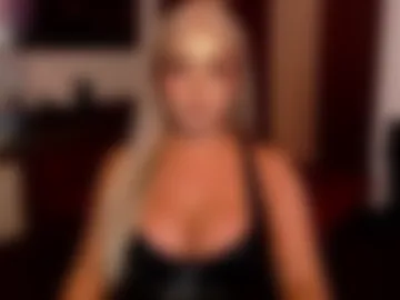 xworldclasskelly photo 2