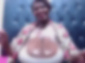 xxxgiantboobs photo 6