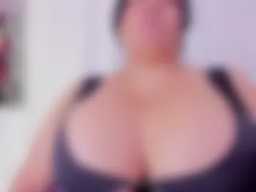 yasmin_bigtits webcam preview