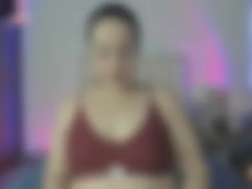 yelena_owens webcam preview